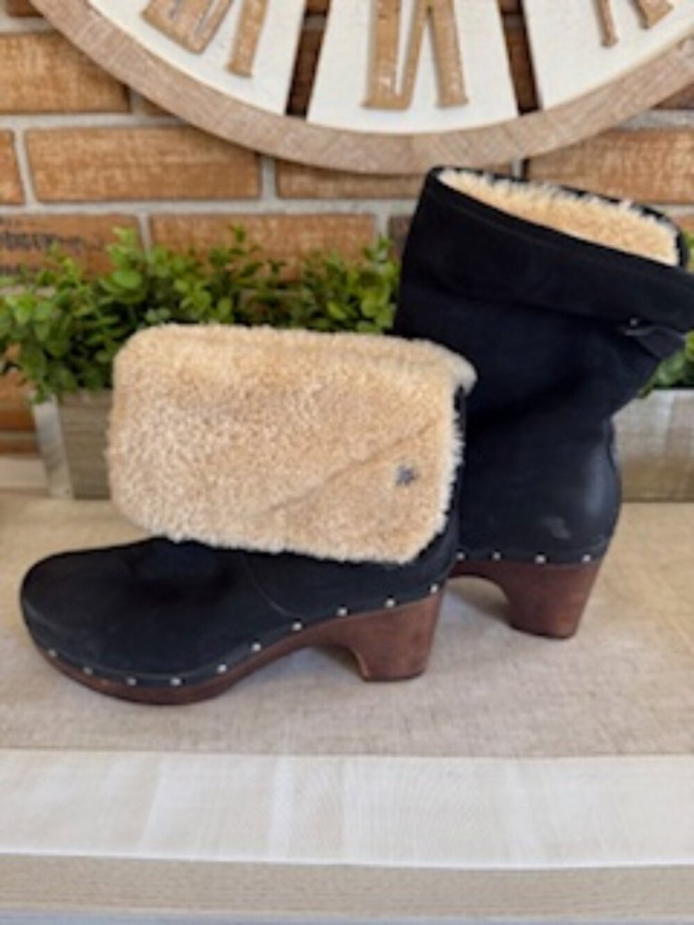 Women's UGG black suede clog booties size 7
